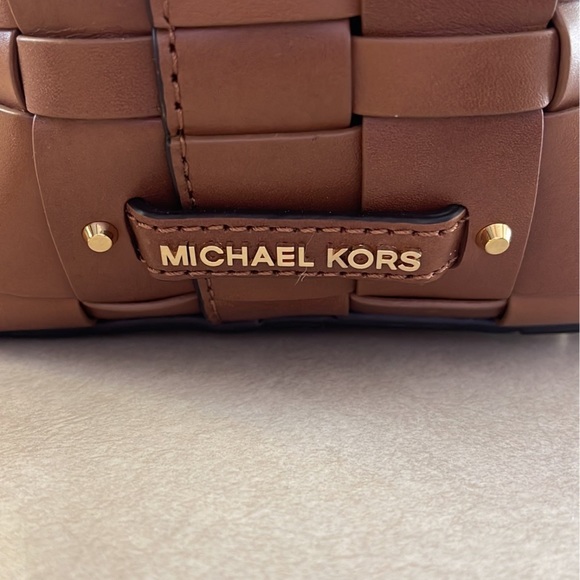 Michael Kors Vivian Handbag - Picture 6 of 9